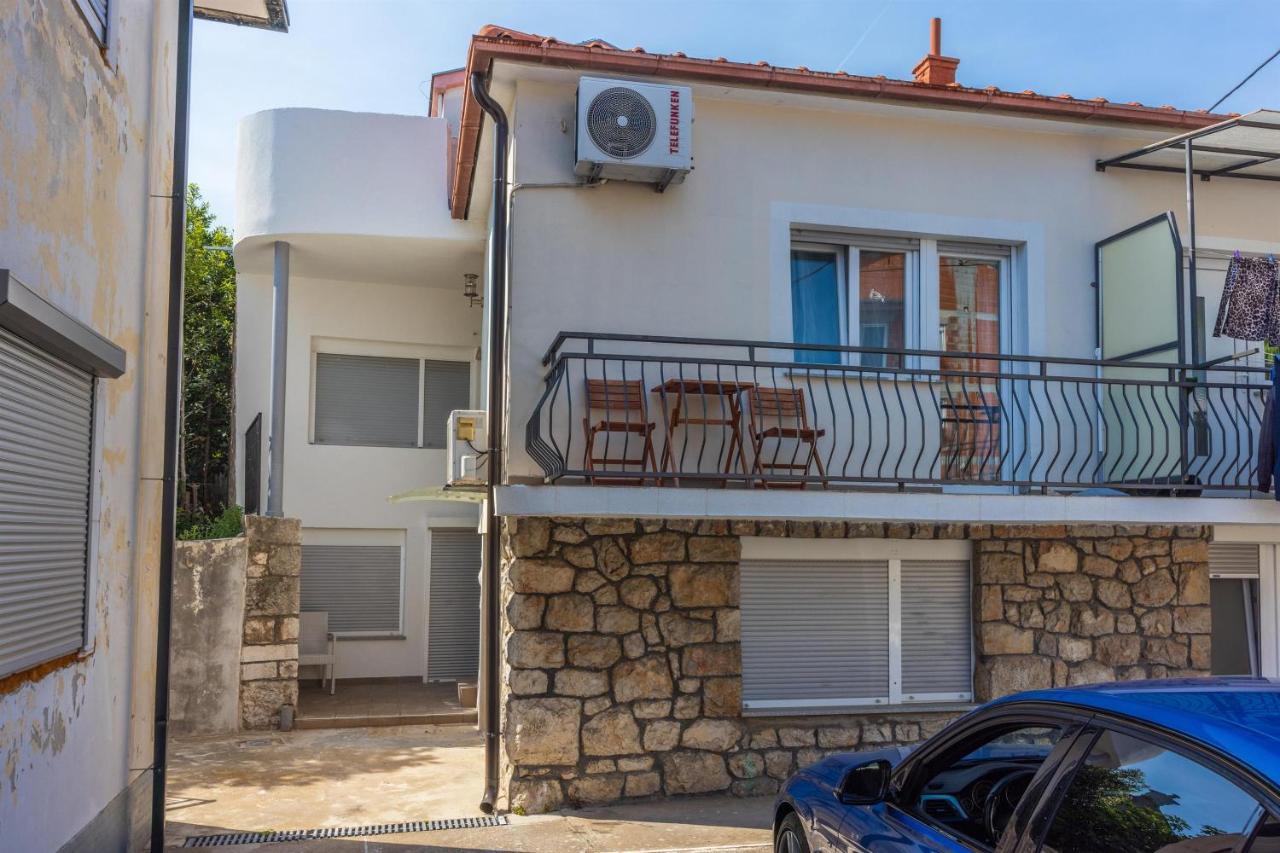 Apartment Robert Crikvenica Exterior photo